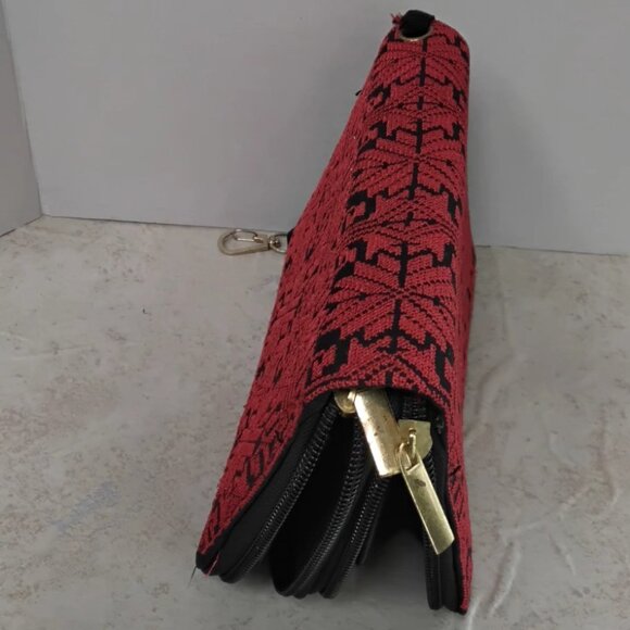 Red & Black Zipper Closure Large Wallet - Picture 2 of 4